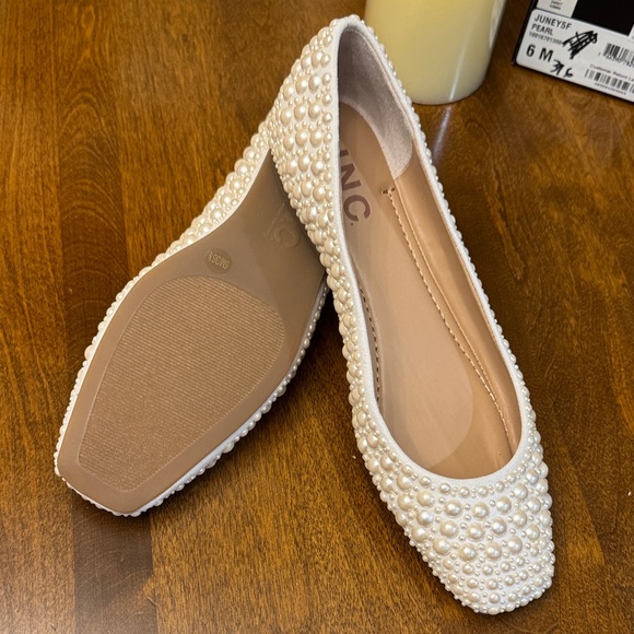 INC International Concepts NEW Women's Pearl Adorned Flats - White Pearl-Size 6 - Picture 2 of 6